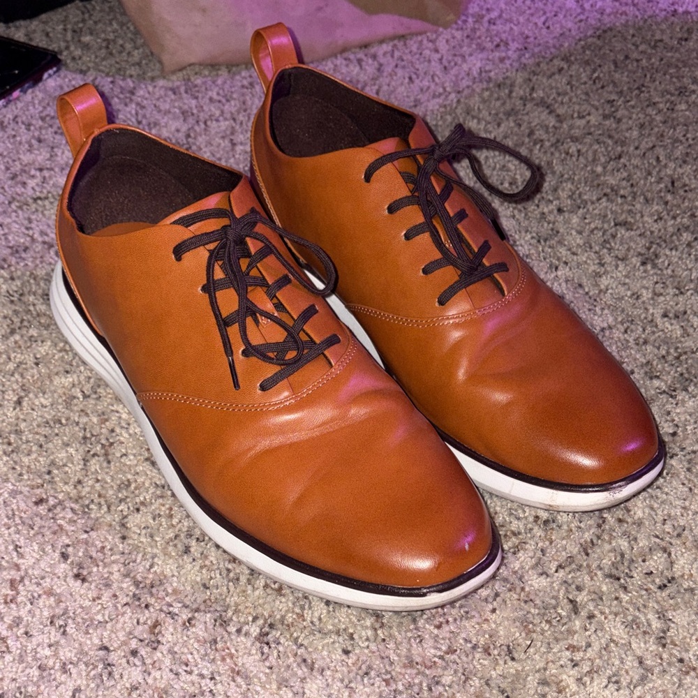 Men's Leather Lace-Up Oxfords